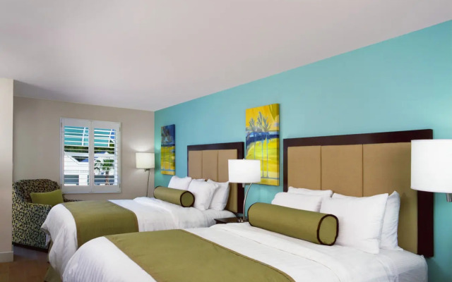 Silver Palms Inn & Historic Homes