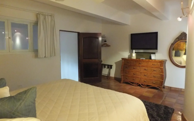 Acacia Boutique Hotel