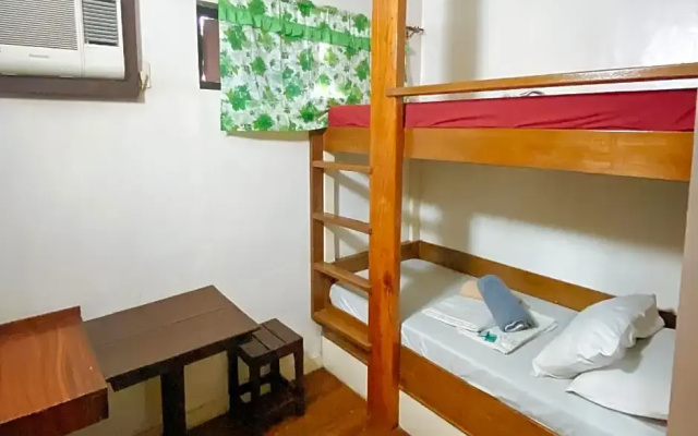 RedDoorz @ Sukitel Budget Hotel Nasugbu