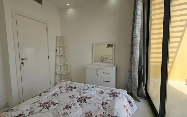 Room in Villa - Amazing One-bedroom Villa Town House