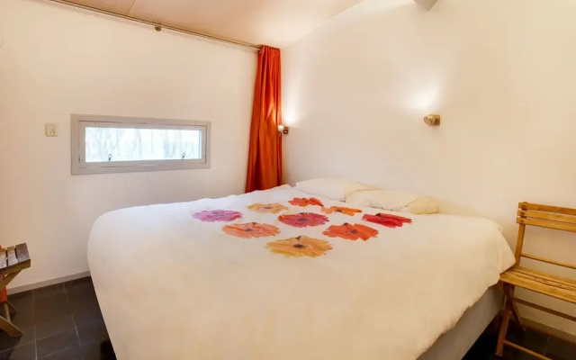 Pleasant Holiday Home in Gaastmeer with Sauna