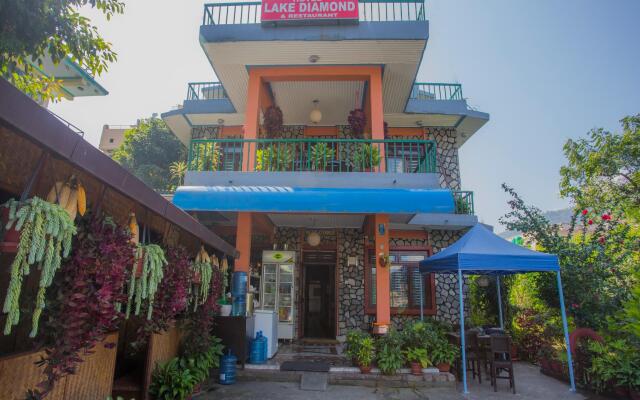 Отель OYO 198 Hotel Lake Diamond Непал, Покхара - отзывы, цены и фото номеров - забронировать отель OYO 198 Hotel Lake Diamond онлайн вид на фасад