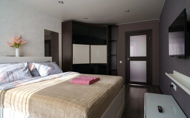 Righ Room апартаменты на Георгия Амелина д.9