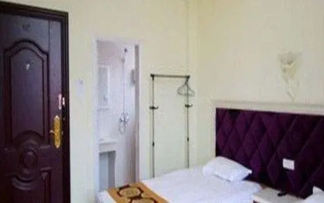 Ruyi Business Inn