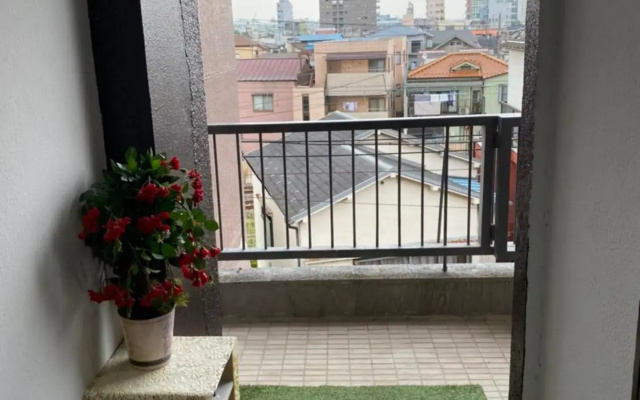 Takemura Building 304