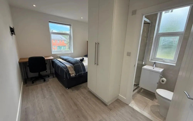 Deluxe Single Room
