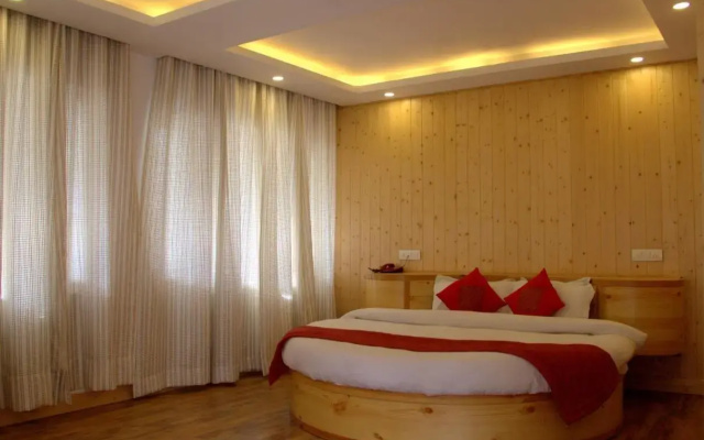 Hotel Dreamland Riverside (Old Manali)