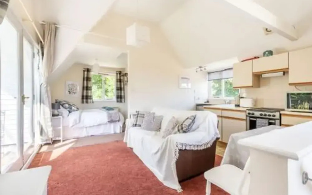Host Stay The Lodge at Alderfen View
