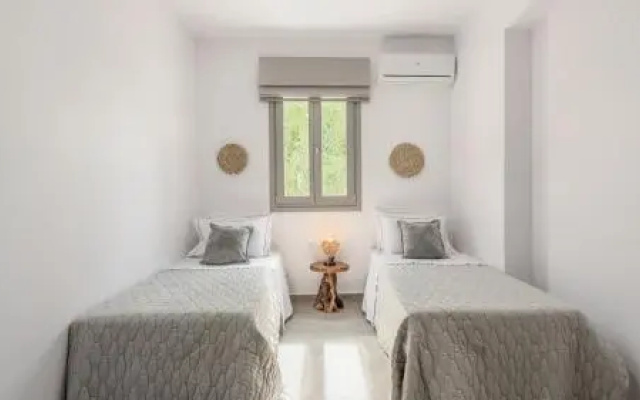 Esperanza Apartments