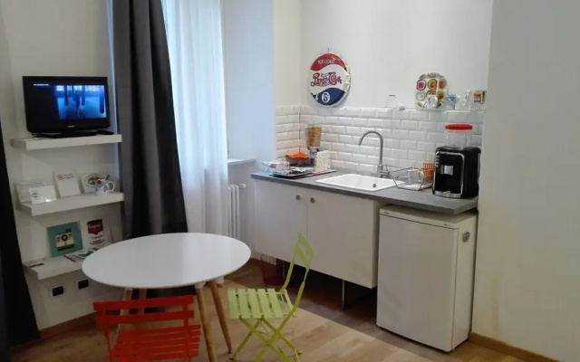 Cacita Guest House - Torino - Studio 2