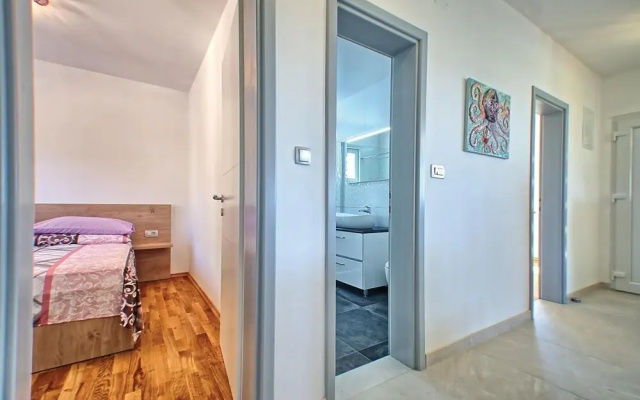 Awesome Home in Blato With Wifi and 6 Bedrooms