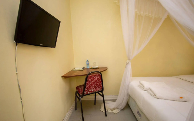 Benliza Guest House - Adults Only
