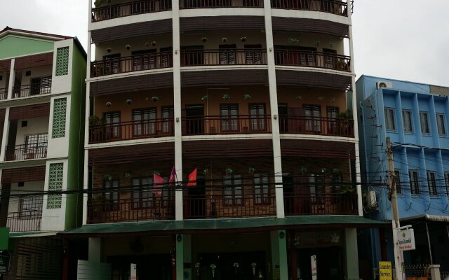 Mixay Paradise Hotel in Vientiane, Laos from 17$, photos, reviews - zenhotels.com hotel front