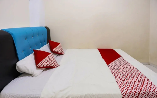 Hotel O Hasan House Syariah 2NearVihara Budhi Bhakti