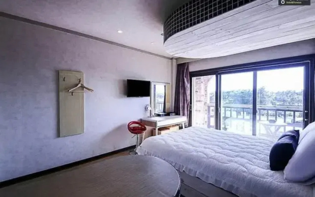 Taean Donga Resort Pension