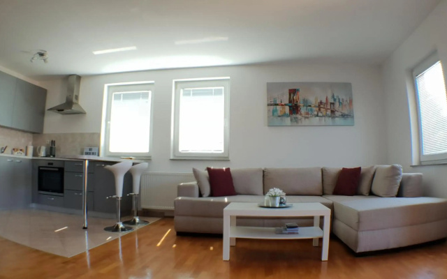 Apartment D&T