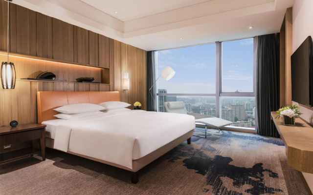 Hyatt Regency Shanghai, Wujiaochang