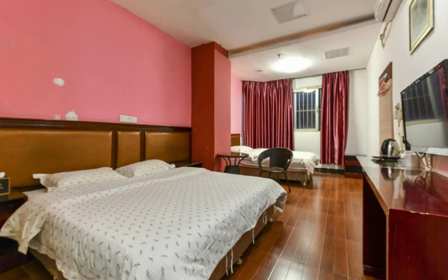 Longxiang Hotel