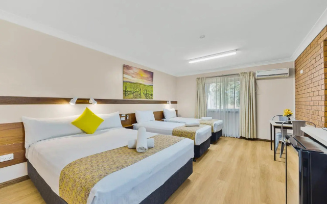 Castlereagh Motor Inn
