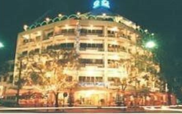 Saigon Hotel вид на фасад