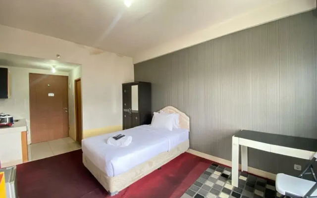 Beauty Spacious Studio Room At Pinewood Apartment Jatinangor