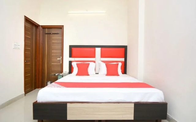 Oyo 22993 Hotel Ozas Grand
