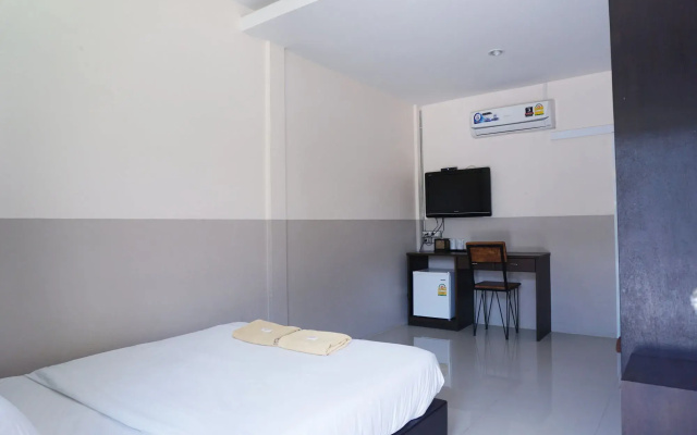 Puangpech Hotel