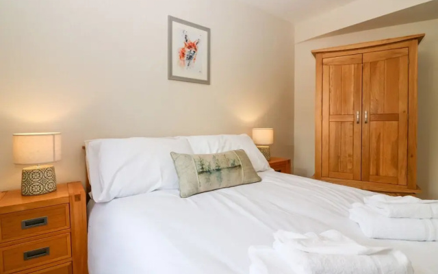 Gairnlea Cottage