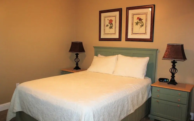 Lighthouse 1418 - 3 Br condo