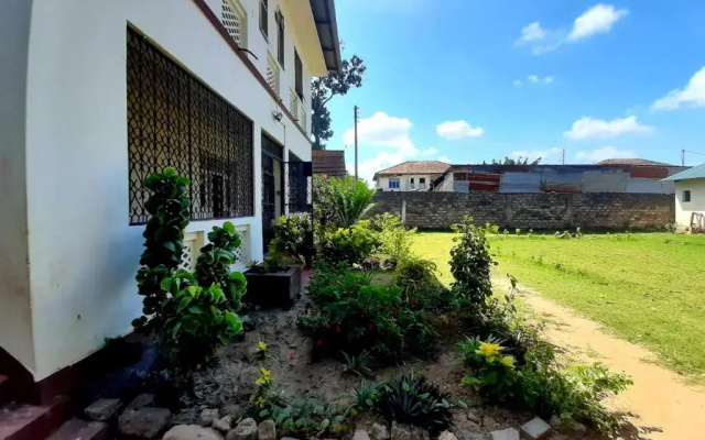 Elisol Residence