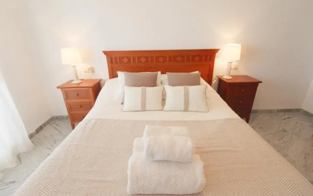 Lovely Bahia Marbella apartment