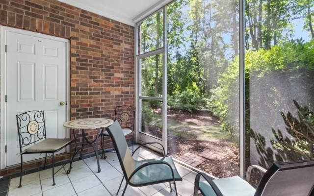 Arbor Trace Condo #812