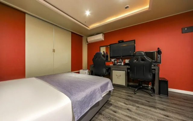 Changwon Sangnam Angel Hotel