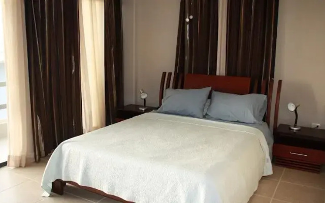 Vistazul Beachfront Condos