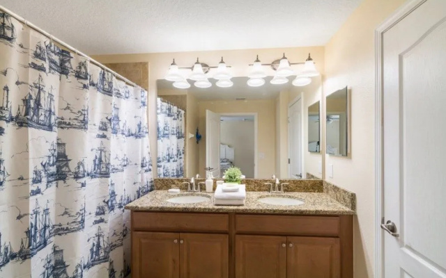Paradise Palms 2903