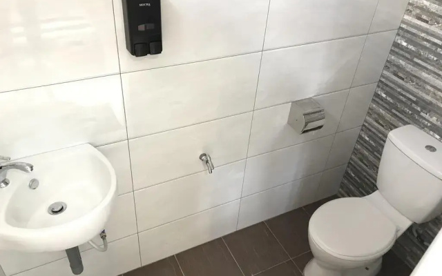 OYO 90210 Jiaxin Homestay Putri Wangsa
