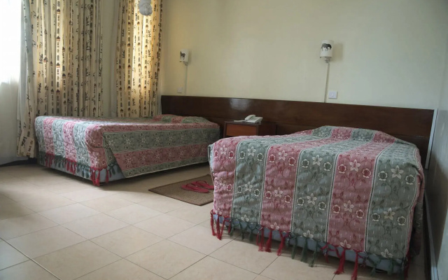 Lotus Hotel