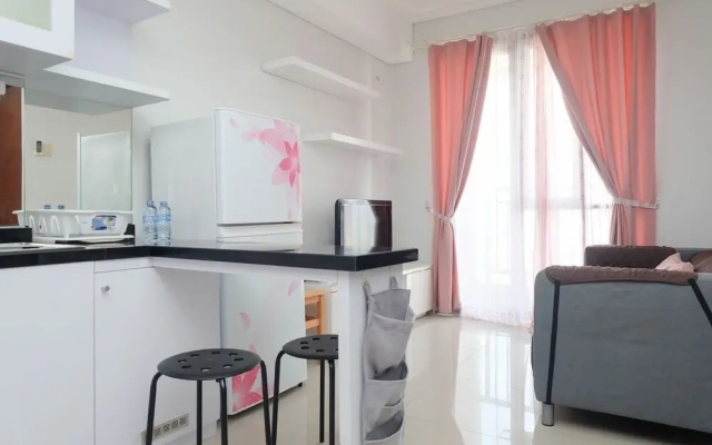 Elegant And Comfort 2Br Apartment At Royal Olive Residence