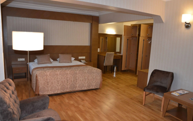 Patalya Thermal Resort Hotel