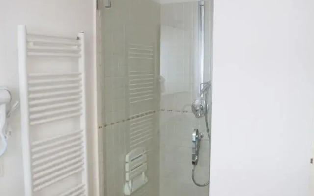 Champagne Rooms