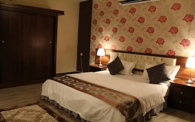 My Home Classic Hotel Suites