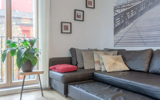 2 Bedroom Portobello Loft Flat