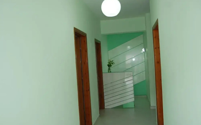 Briken Aparthotel