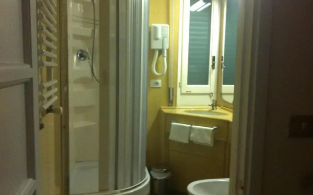 Hotel Pensione Moderna
