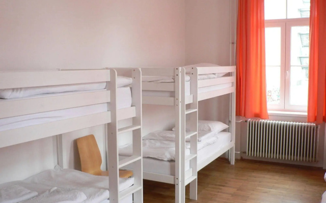 Hostel DIC