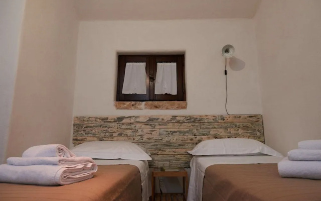 Trullo Cinque Punte