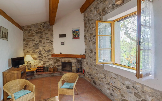 Welcoming Holiday Home in Tautavel with Balcony