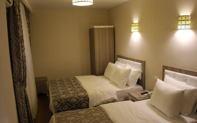 Ararat Hotel