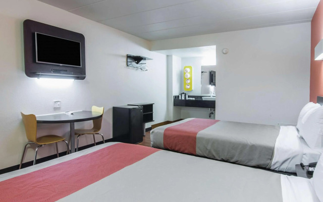 Motel 6 Glassboro, NJ - Rowan University