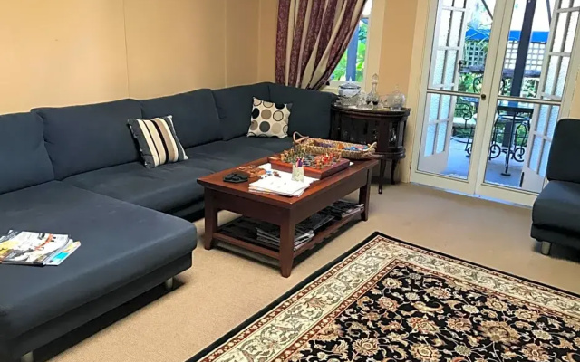 Guest House on Hyde